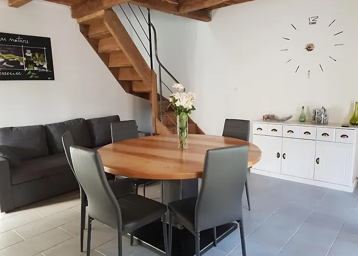La Maison De Jade